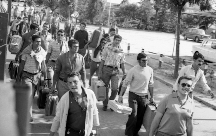 10-8.- Llegada a Madrid ¡¡La Peni… estamos en la Peni!! Foto: Juan Piqueras Carrasco. Madrid 16 de Junio de 1972