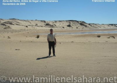 002.- Villarreal Caro, Francisco. Viaje al Sáhara, 2005