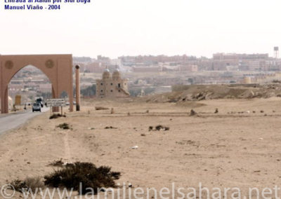 028.- Viaño Arca, Manuel. Viaje al Sáhara, 2004